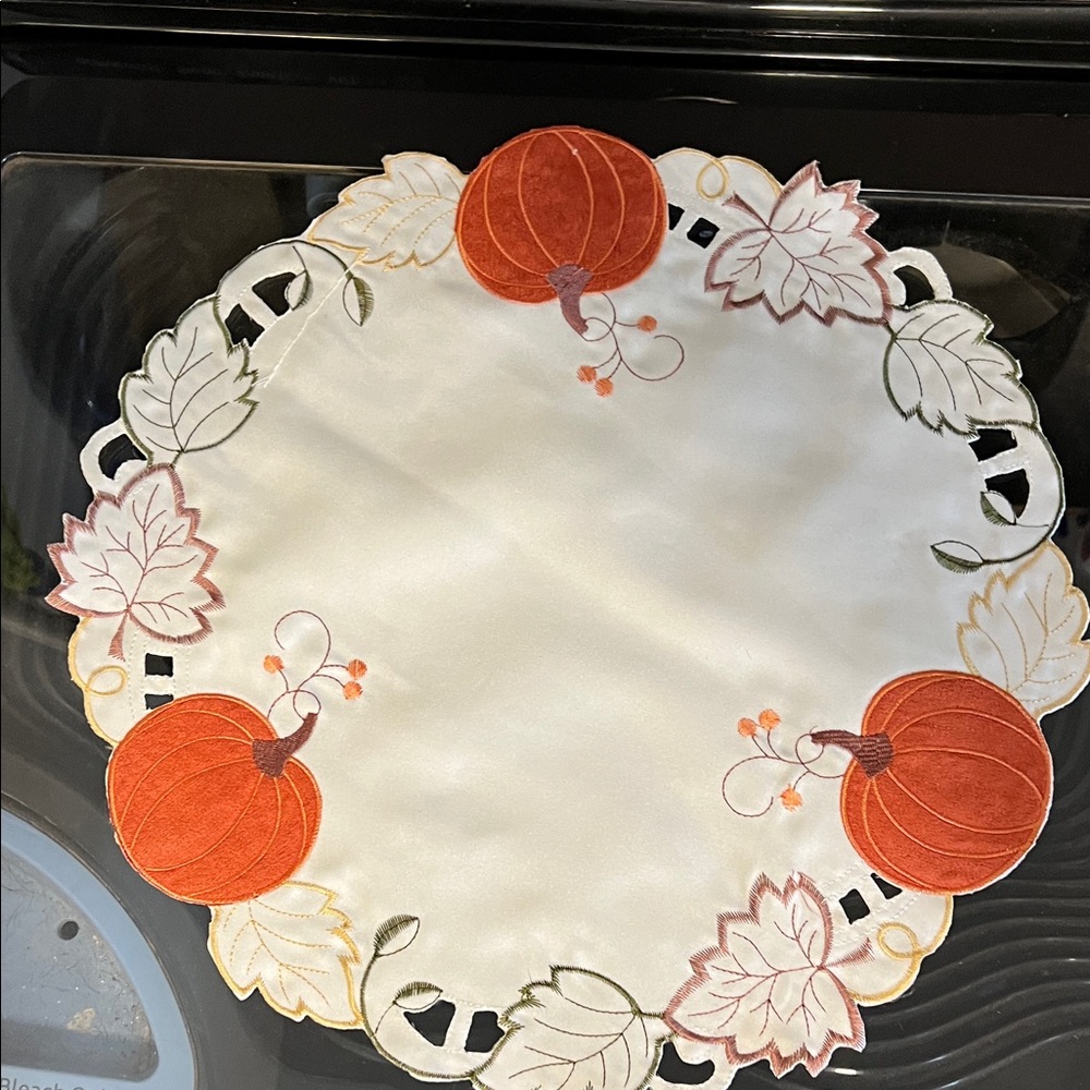 Autumn Pumpkin Embroidered Table  CenterPiece/ Runner